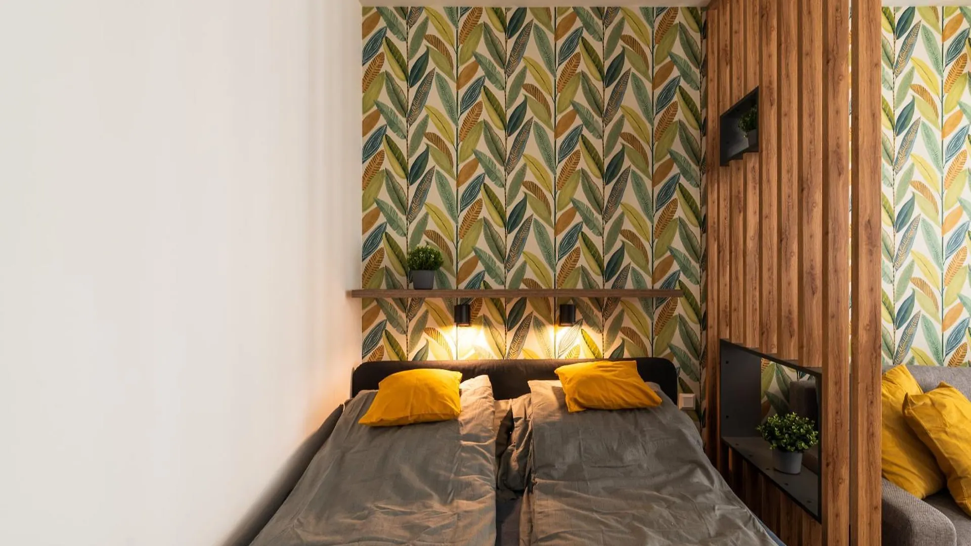 Party & Chill - Downtown Center With Big Balcony And Ac Daire Budapeşte 0*,  Macaristan